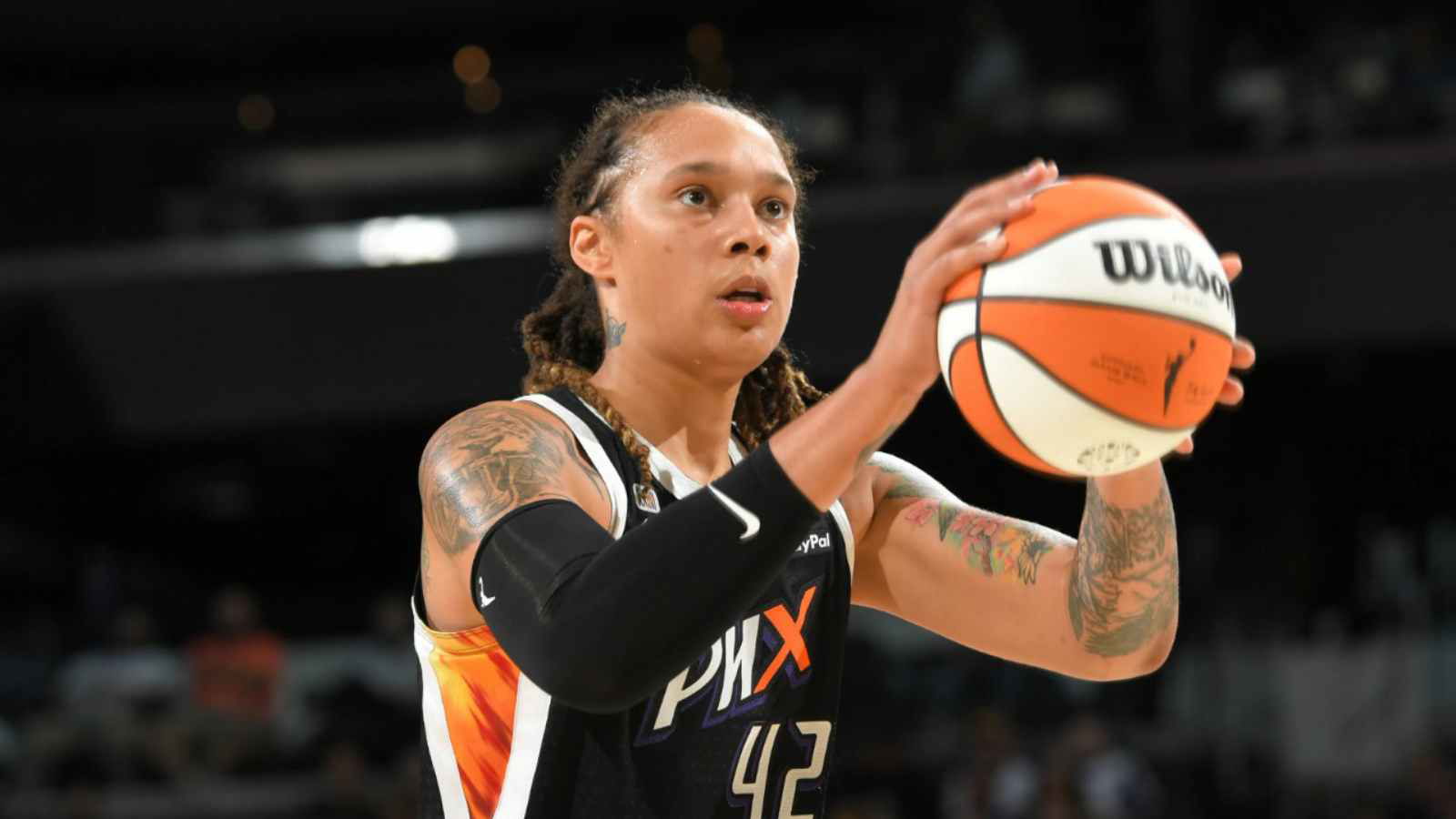 “She’s becoming an animal” Brittney Griner’s mom only knew the ferociousness of daughter after being hit by her