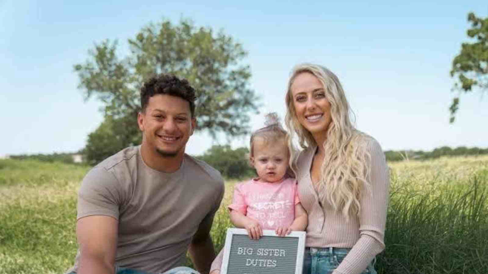 “Sneakily take pictures”: Patrick Mahomes’ wife shares disturbing news about security of their child