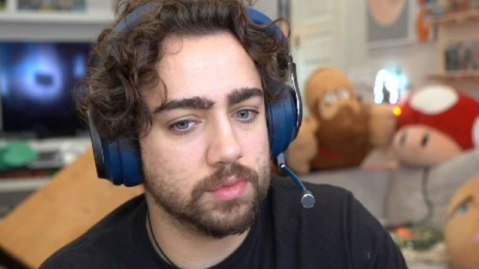 “It was stupid”: Mizkif explains why his full-time streaming decision post controversies was ‘wrong’