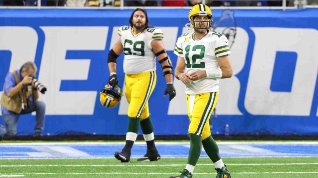"Looking forward to seeing him," Cowboys HC Mike McCarthy has heartwarming words for Packers QB Aaron Rodgers before the Cowboys-Packers game 1 Aaron Rodgers