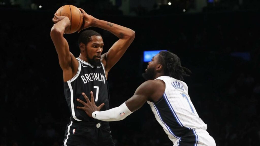 Kevin Durant and Kevon Harris