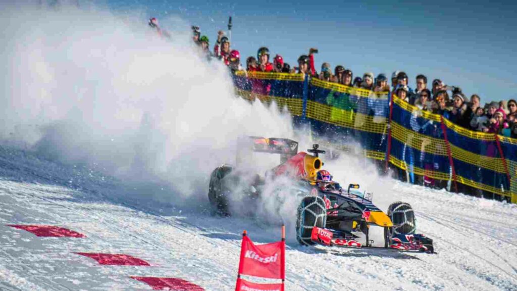 "Something Kimi would excel at!" - Fans react as former F1 champion Damon Hill shares a video of snow karting, calling for such a spectacle in F1 1 Adobe Express 20221212 1623190 1
