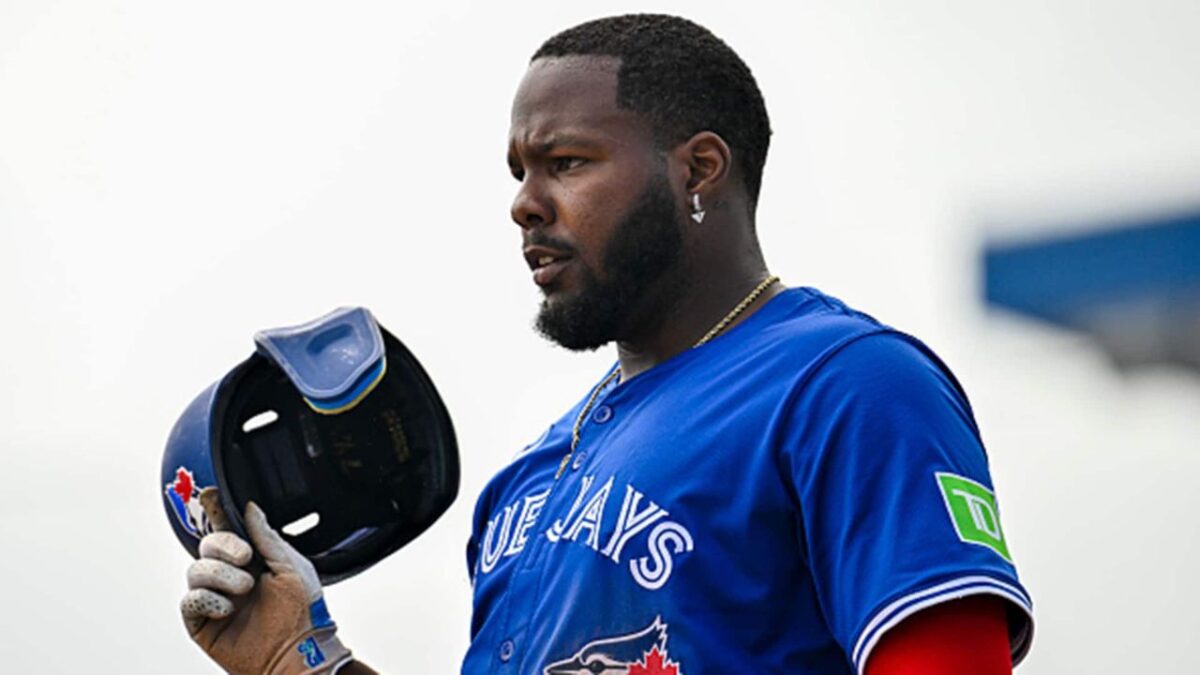 Vladimir Guerrero Jr. and Blue Jays Struggling in ALCS Game 1 After Impressive Performance Against Yankees Ignites Wild Reactions from Fans: "His Work Is Done" 1 Vladimir Guerrero Jr.