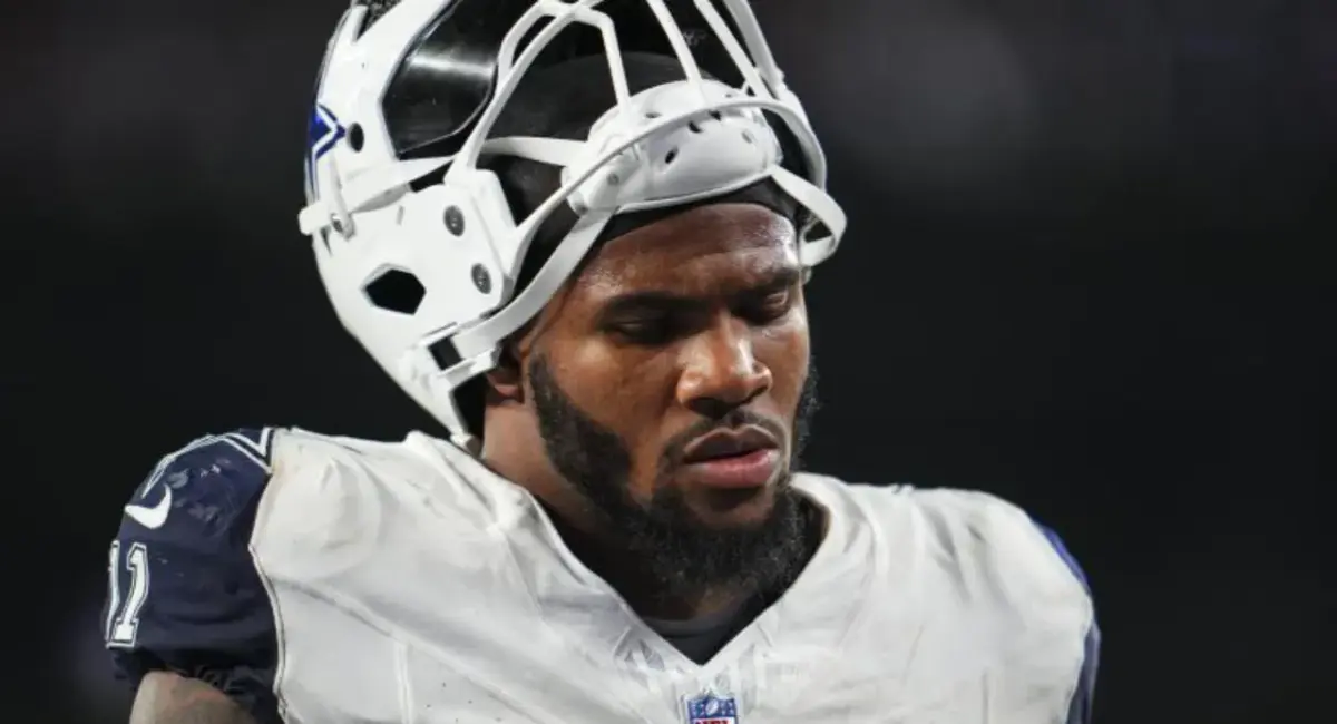 Analyst sides with Micah Parsons and grades Jerry Jones 'F' for bypassing his agent in contract discussions 3 Analyst sides with Micah Parsons and grades Jerry Jones F for bypassing his agent in contract discussions