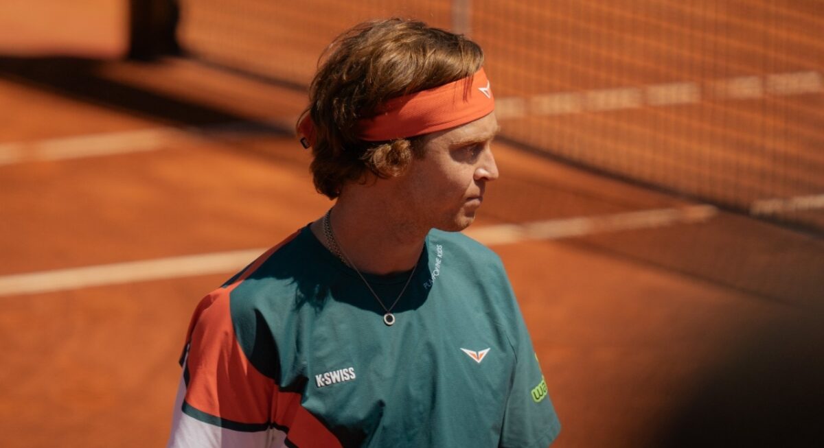 (Video) Arthur Fils Removes his Shirt to Create an Iconic Winning Celebration at Roland Garros 2 Andrey Rublev (via X/Madrid Open)