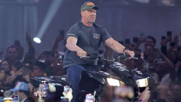 Steve Austin