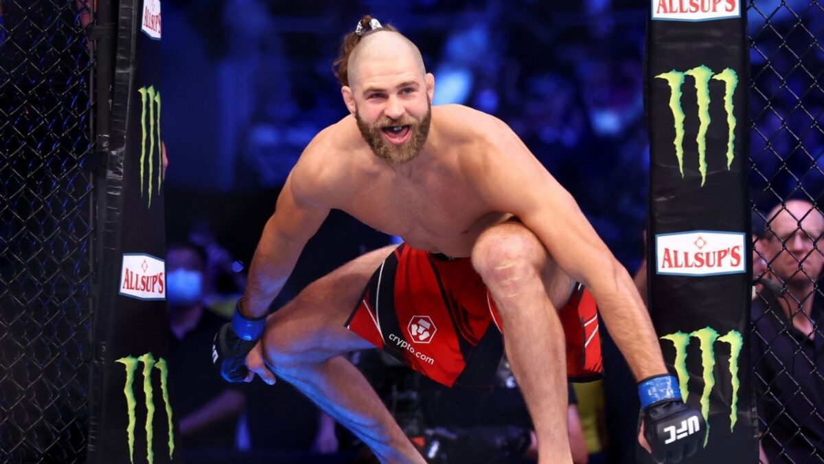 "He is a lunatic" - UFC star Jiri Prochazka's bizarre immunity training has fans puzzled 4 Jiri Prochazka's next move
