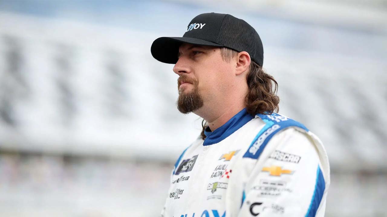 Josh Williams urges NASCAR to remove in-field grass at Texas Motor Speedway