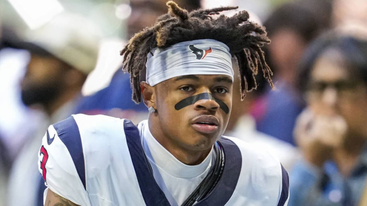 Texans’ Tank Dell stands firm despite a major setback on his rehab