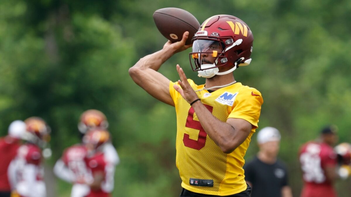 Donald Trump heaps praise on Washington Commanders QB Jayden Daniels after monumental rookie season 2 Donald Trump heaps praise on Washington Commanders QB Jayden Daniels after monumental rookie season
