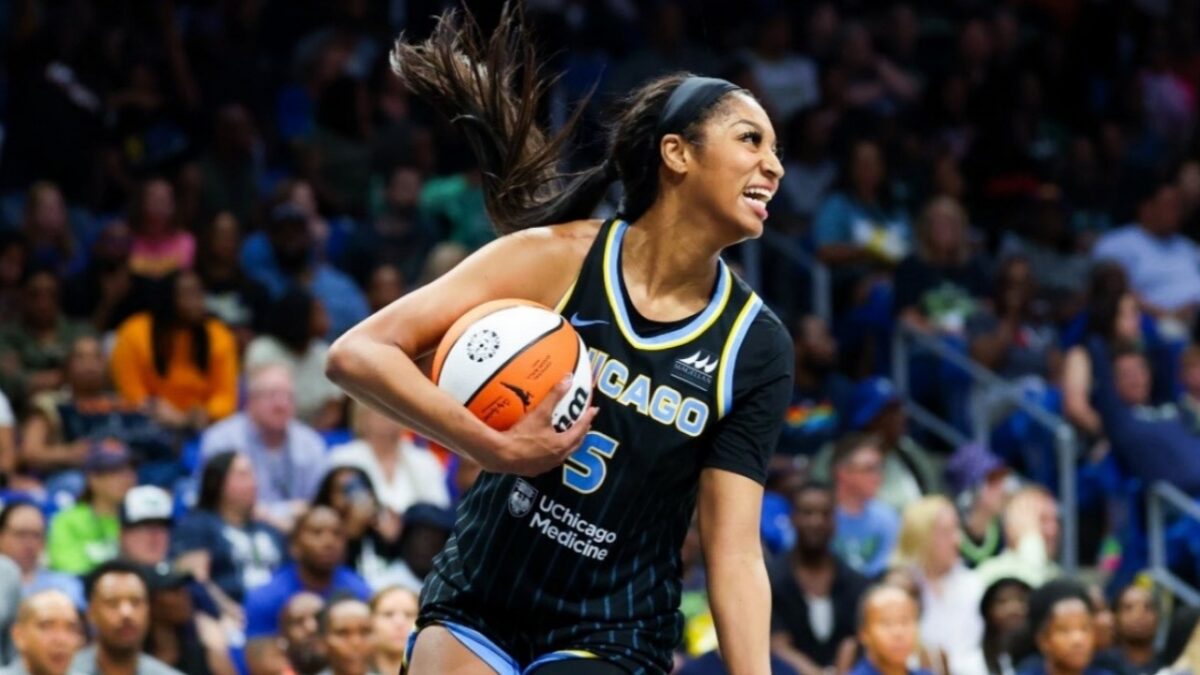 Orlando Magic star spotted partying with Angel Reese on her 23rd birthday 3 Angel Reese looking to build off stellar rookie campaign