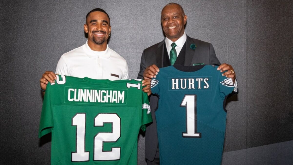 Ex-Eagles QB Randall Cunningham's special message for Jalen Hurts after he won the Super Bowl revealed! 2 Jalen Hurts and Randall Cunningham