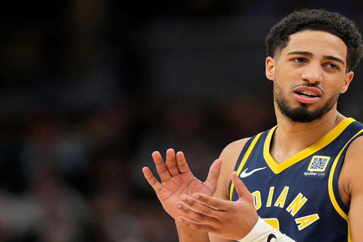 Tyrese Haliburton’s Improbable ‘Reggie Miller Choke’ Shot Gets Epic Visual Depiction