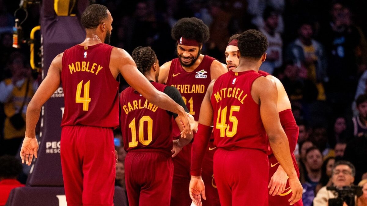 Tyrese Haliburton and His Pacers Humiliating Cavs in Game 4 has Fans Shocked: "Nothing Without LeBron" 3 The Cleveland Cavaliers' regular season performance had given their fans hope of a title