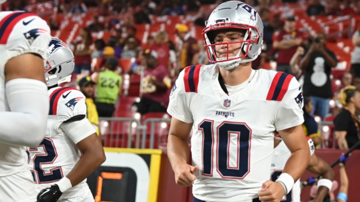 Former Patriots Quarterback Describes How Drake Maye Can Become as Good as Patrick Mahomes 2 Former Patriots Quarterback Describes How Drake Maye Can Become as Good as Patrick Mahomes