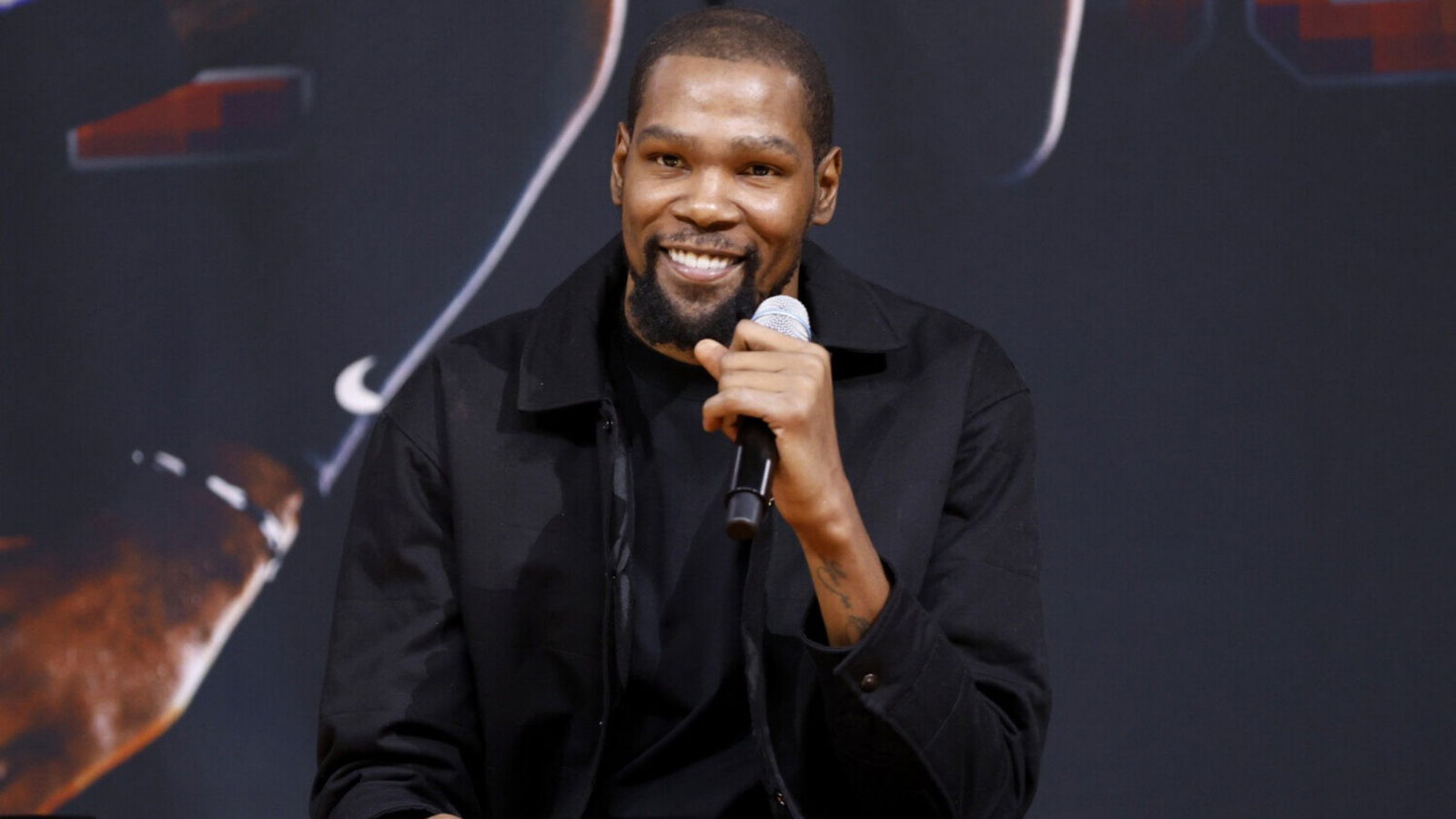 Kevin Durant — Hoops Star, Power Investor