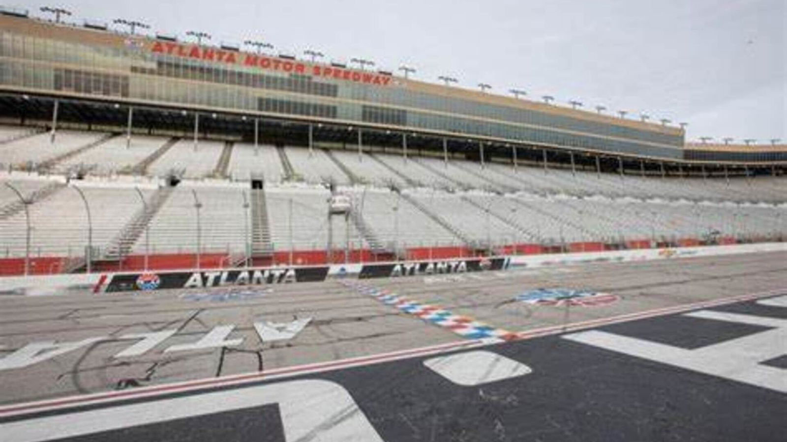 6. Atlanta Motor Speedway (Hampton, GA)