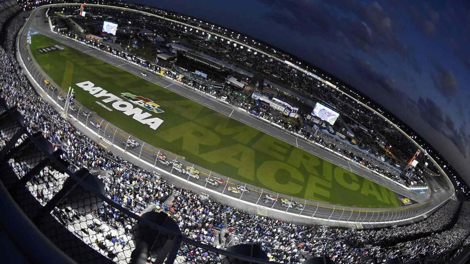 1. Daytona International Speedway (Daytona Beach, FL)