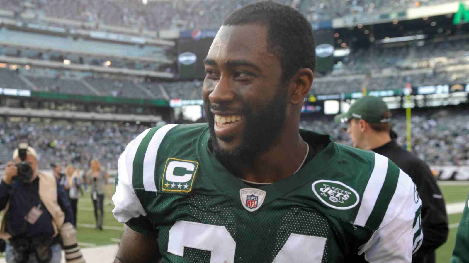 Darrelle Revis