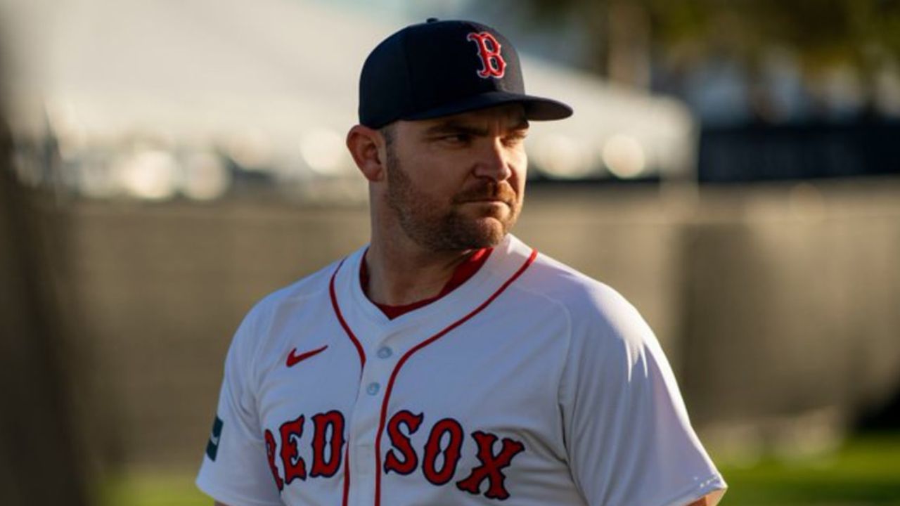 “You Need Help,” Liam Hendriks BASHES Fans for Sending ‘Vile’ Death Threats to Him Following 5-1 Loss Against Mets