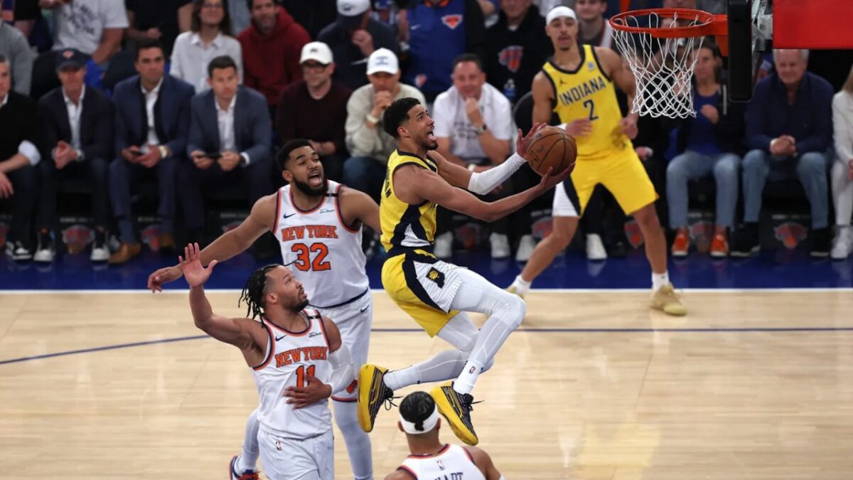 Jalen Brunson and His Knicks Fumbling Game 2 Against Tyrese Haliburton's Pacers has Basketball Fans in Splits: "This is Karma" 1 Knicks have to improve their defense to stay in the East Finals