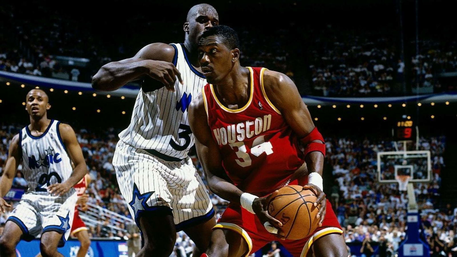 11) Hakeem Olajuwon – The Dream Shake