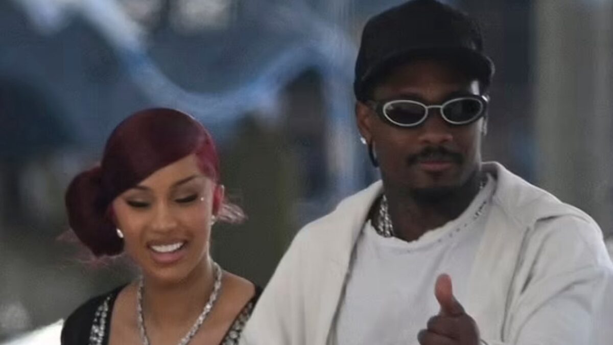 Cardi B-Dating Stefon Diggs Allegedly Flirting with Other Women on Yacht 1 Cardi B was with Stefon Diggs at the yacht party