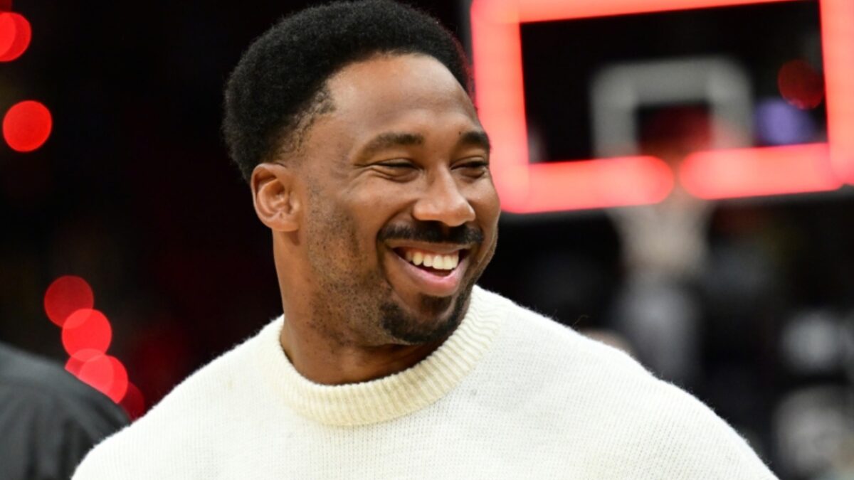 Myles Garrett Ditches Browns OTA to Hang Out With Rumored Olympian Girlfriend in Asia 1 Myles Garrett Ditches Browns OTA to Hang Out With Rumored Olympian Girlfriend in Asia
