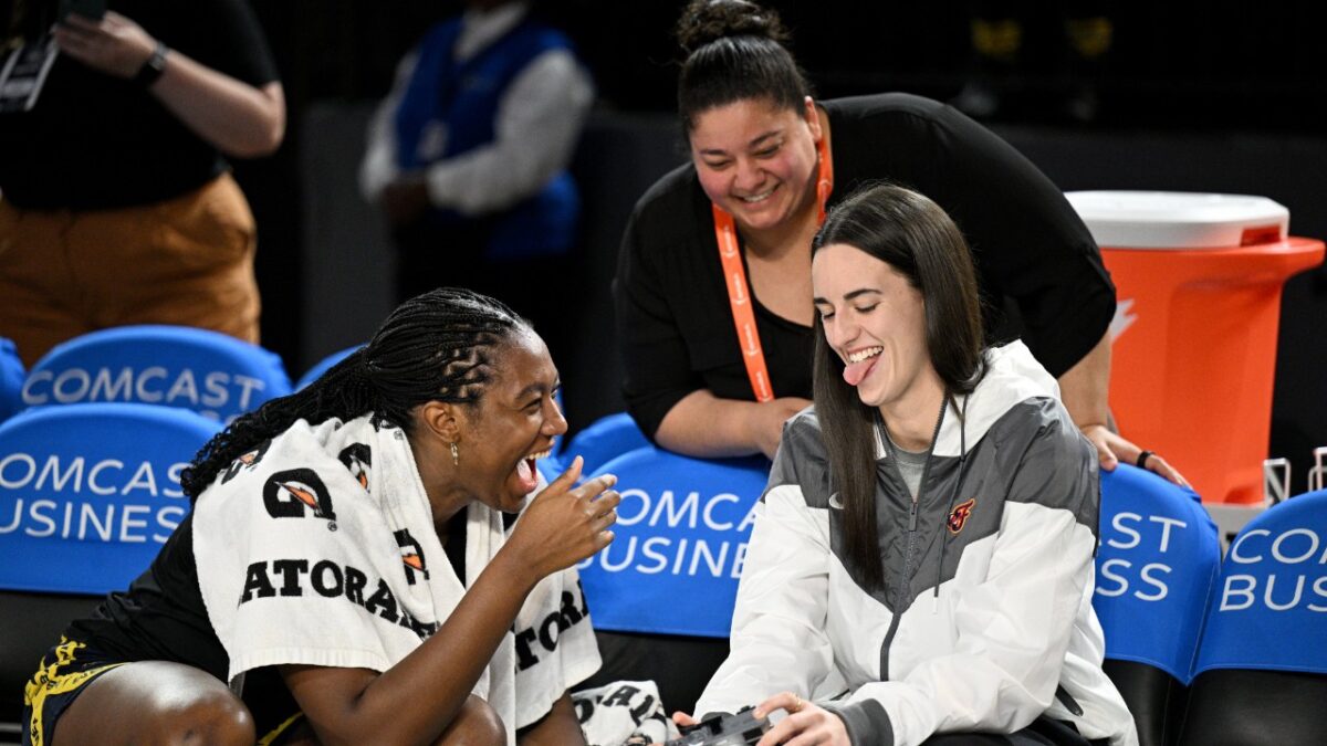 Caitlin Clark Absence Causing Tiger Woods-like Effect In WNBA 1 Caitlin Clark became the Fever's camerawoman in her 1st game out