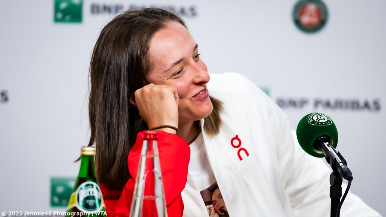 Iga Swiatek Says Women’s Tennis Is Just as Entertaining as Men’s Amid French Open Night Session Controversy