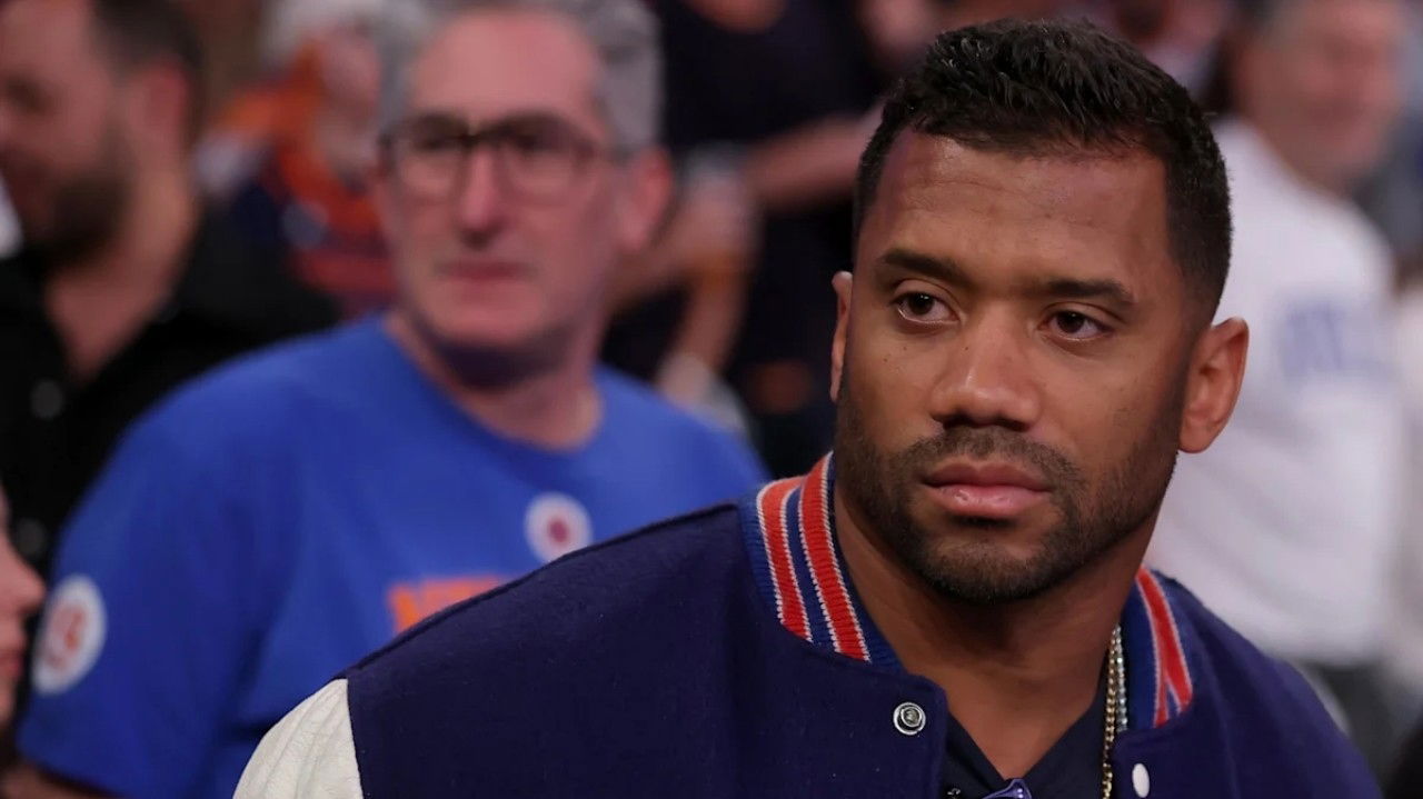 Russell Wilson Vows to Give It Back to Young Black Quarterbacks: “I Gotta Do It”