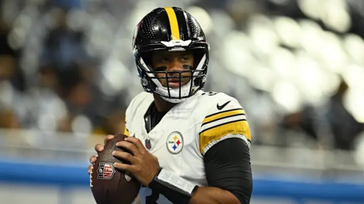 Russell Wilson Vows to Give It Back to Young Black Quarterbacks: "I Gotta Do It" 1 Russell Wilson (2)