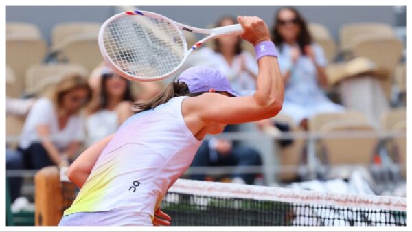 “So Rude” – Fans Call out Iga Swiatek for Her Clash With the Chair Umpire Over a Line Call During Roland Garros Match Against Elena Rybakina