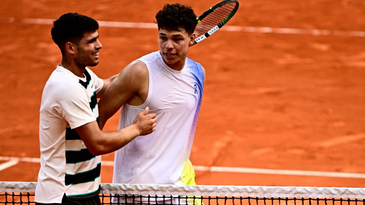 Carlos Alcaraz Shares Honest Thoughts About the Sportsmanship Moment he Showed During Ben Shelton Clash at Roland Garros