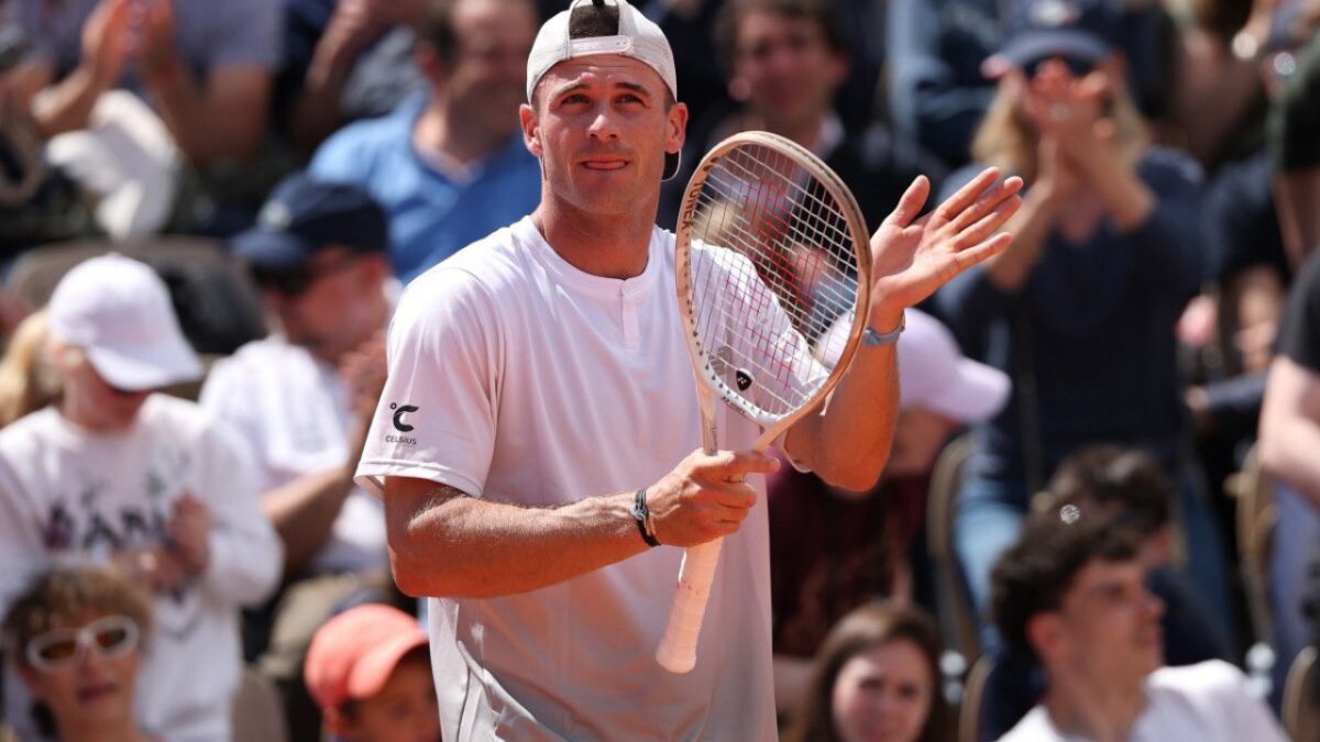 French Open 2025: Tommy Paul vs. Carlos Alcaraz Preview, Prediction and Live Stream Details 1 Tommy Paul