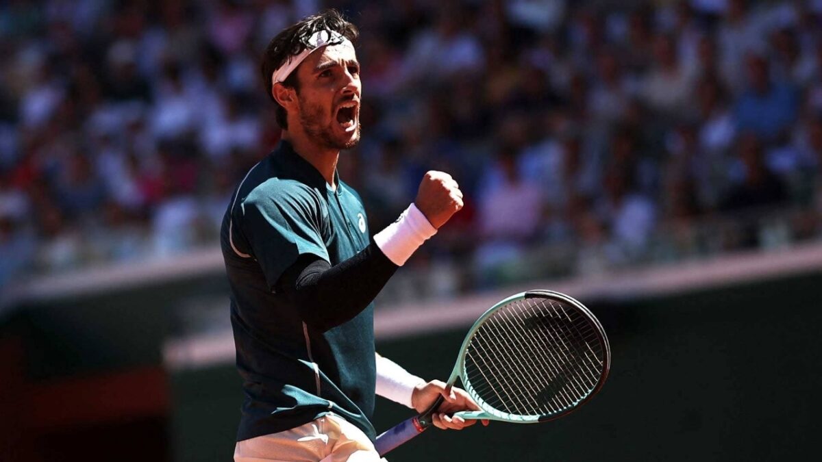 Serena Williams' Ex-Coach Calls Lorenzo Musetti 'Very Lucky' on Avoiding Default for Kicking a Ball at Lineswoman at Roland Garros 2 Lorenzo Musetti