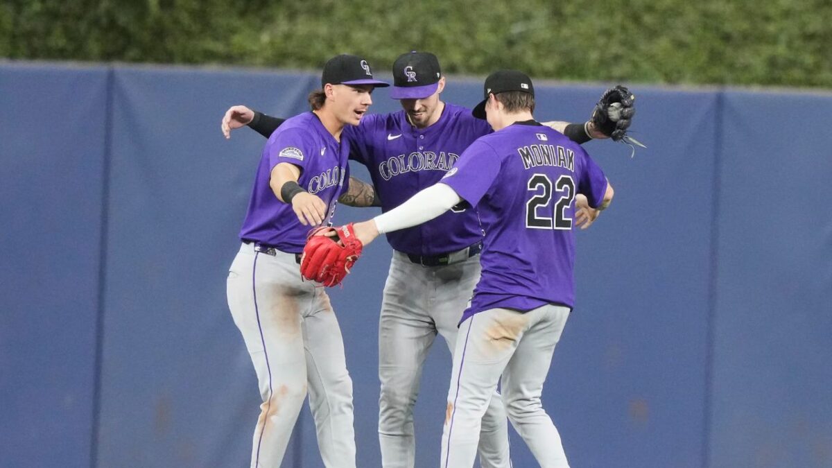 Rockies Snapping 22-Series Losing Streak Sparks HILARIOUS Reaction from Fans on Social Media: "Hang the Banner" 1 Colorado Rockies
