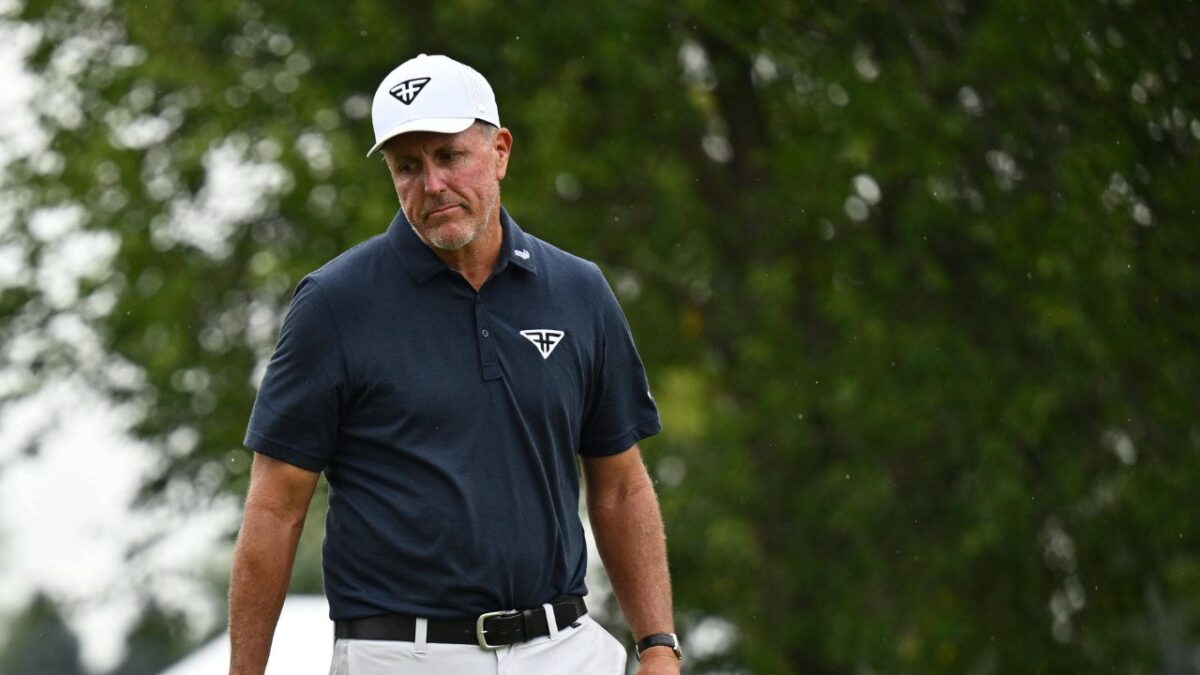 Phil Mickelson Drops 7-Word NSFW Message Towards Grass Mowers at Oakmont Ahead of 2025 U.S. Open 2 Phil Mickelson