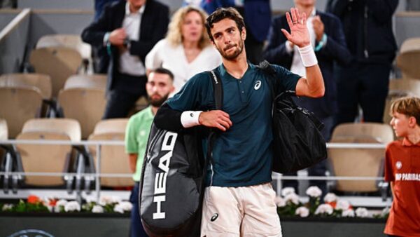 Lorenzo Musetti Experiences Mixed Feelings After Roland Garros Semifinal Retirement Against Carlos Alcaraz