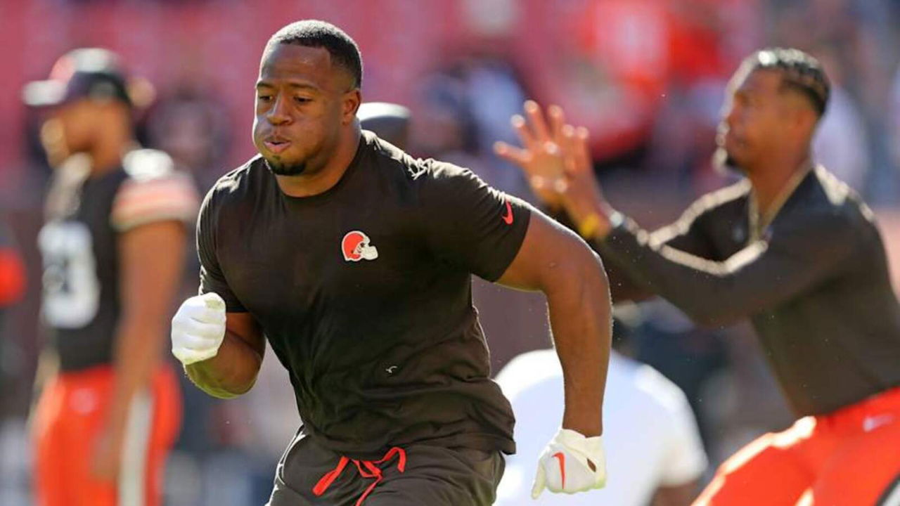 Nick Chubb Signing with Texans Doesn’t Sit Well with Browns Fans: “I F**ing Hate the Cleveland Browns”