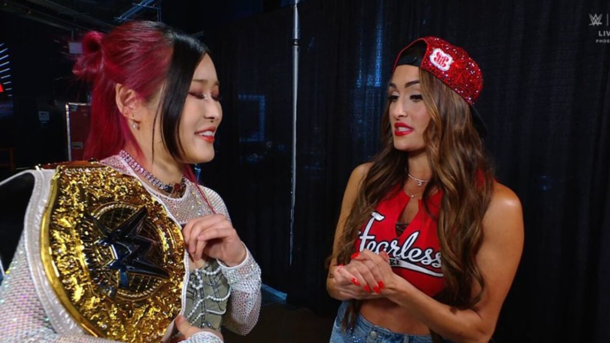 (Video) Liv Morgan Attacks Nikki Bella Upon Her Comeback on Raw 2 IYO SKY and Nikki Bella
