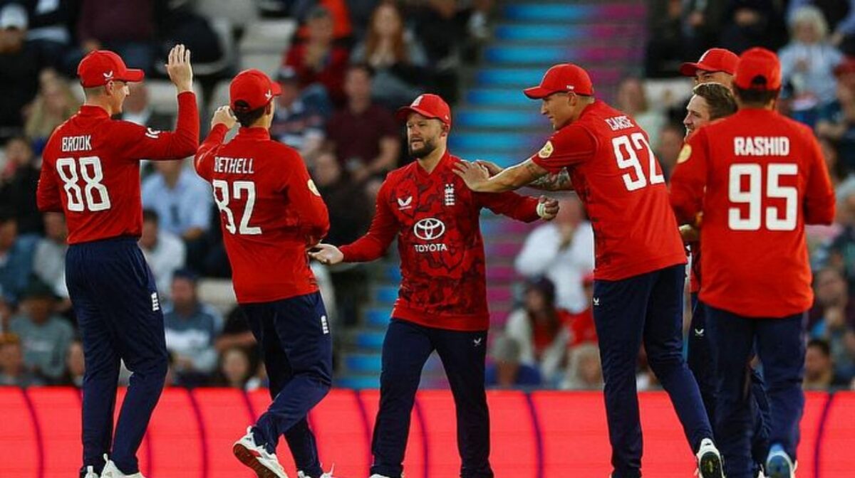 Jacob Bethell Recalls How Virat Kohli Helped Him during RCB Stint 1 England win over West Indies