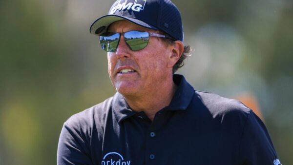 Phil Mickelson Drops 7-Word NSFW Message Towards Grass Mowers at Oakmont Ahead of 2025 U.S. Open