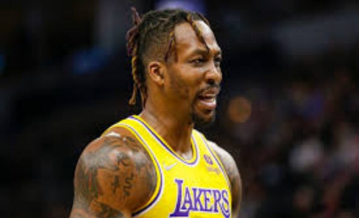 "Just Lost $100k" - Dwight Howard vs Lance Stephenson Scuffle Has Fans in Splits 1 Dwight Howard