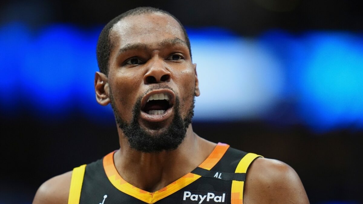 Kevin Durant Applauds Suns Reporter's Sarcasm Amidst Trade Rumors 1 Kevin Durant 1