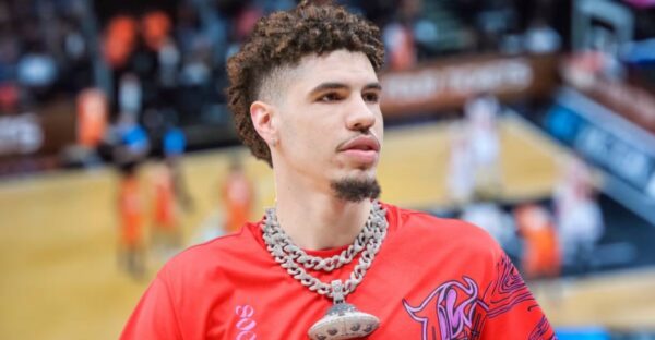LaMelo Ball Getting 5 Tattoo Artists to Draw Unreal Design Sets off NBA Fans: “Why Does this Rich Kid Think He’s Hard?