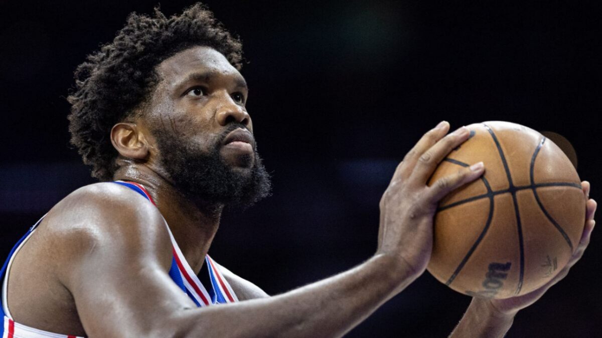 Shaquille O'Neal Draws Brutal Parallels between Joel Embiid and 'Homeless Guy Getting Bullied' 1 Joel Embiid