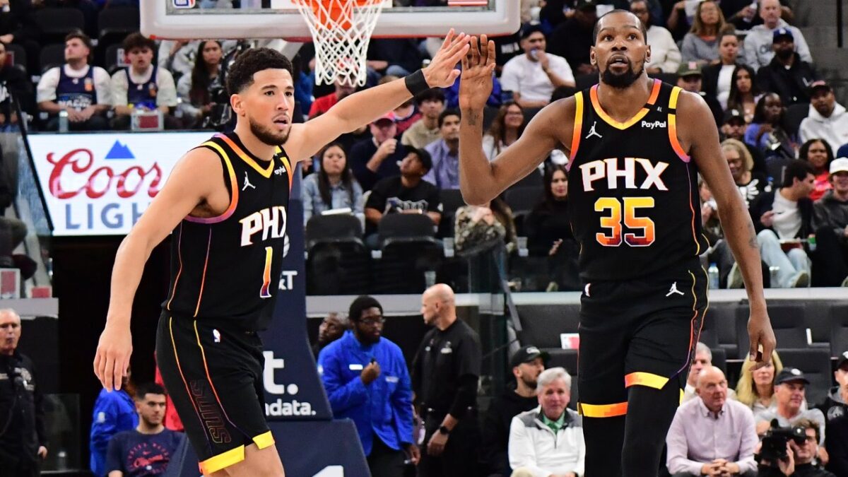 Kevin Durant has constantly refuted claims of Phoenix Suns' locker room tensions