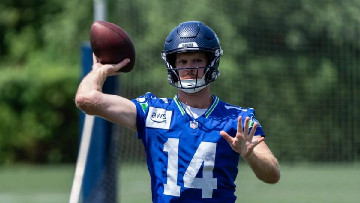 Tom Brady Advised the Raiders Against Signing Sam Darnold, Likely Played a Part in Overlooking Shedeur Sanders in the Draft 1 Sam Darnold (2)
