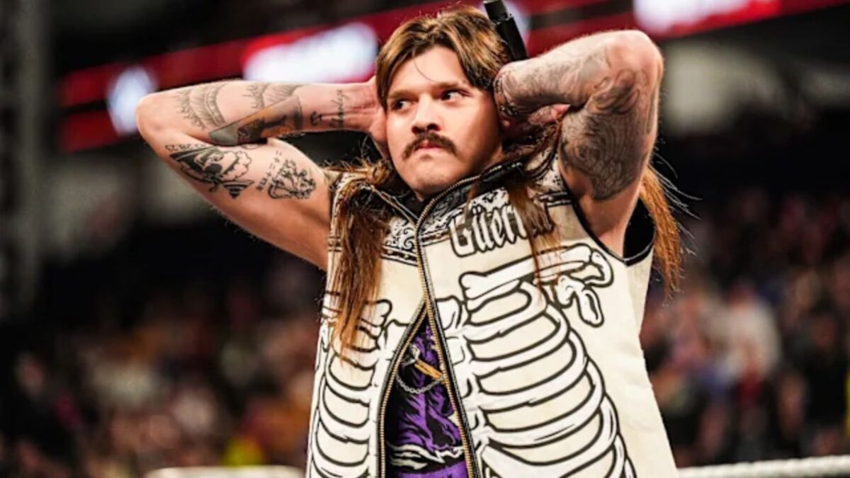 Rey Mysterio Humbles Outspoken Dominik Mysterio in Surprise Return to Raw 2 Dominik Mysterio